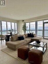 38 Annie Craig Dr in Toronto, ON - Building Photo - Building Photo