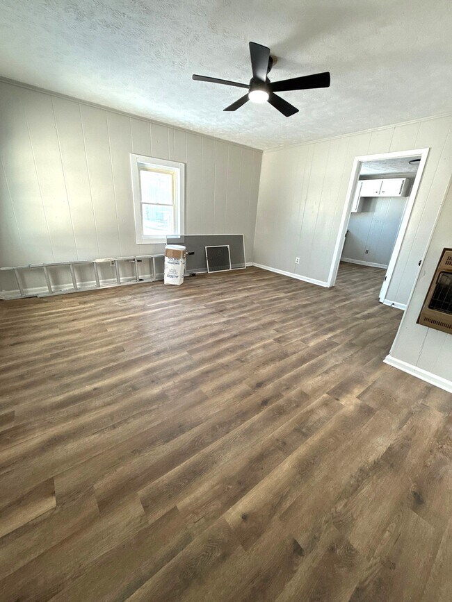 418 S Washington Ave in Brownsville, TN - Building Photo - Building Photo