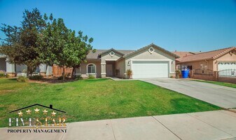 1733 Pyxis St in Bakersfield, CA - Building Photo