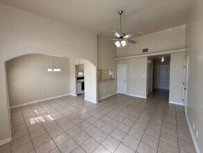 412 Shiloh Dr in Laredo, TX - Building Photo - Building Photo