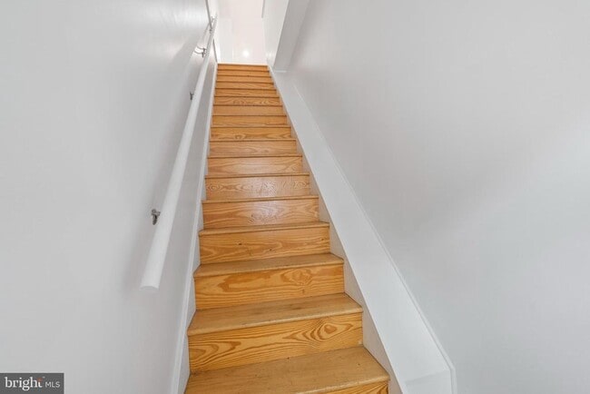 property at 1215 N Hancock St