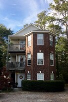 1016 Hickory Dr in Surfside Beach, SC - Building Photo