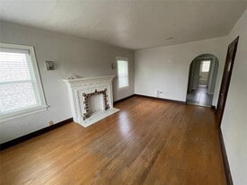 1201 NW 31st St in Oklahoma City, OK - Building Photo