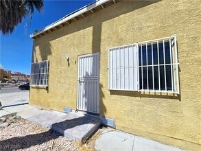 331 S 9th St, Unit 1 in Las Vegas, NV - Building Photo - Building Photo