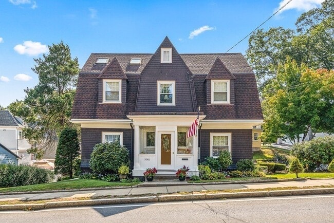 property at 1040 Franklin St
