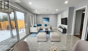 215 Symington Ave in Oshawa, ON - Building Photo - Building Photo