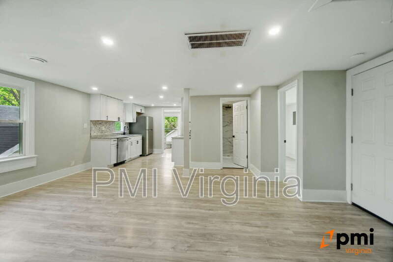 2732 Jason Ave in Norfolk, VA - Building Photo
