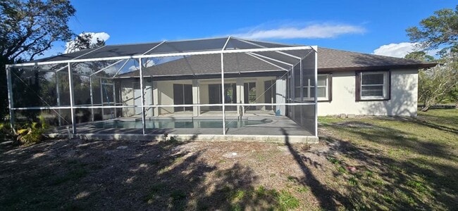 5329 Kasper St in Port Charlotte, FL - Building Photo - Building Photo