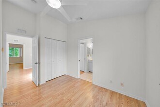 8218 Pacific Beach Dr in Ft. Myers, FL - Building Photo - Building Photo