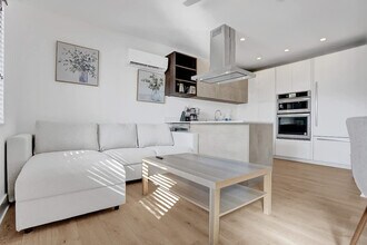 333 Walnut St in Hollywood, FL - Building Photo - Building Photo