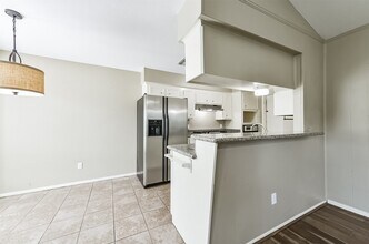 5347 Lincoln Green Dr in Katy, TX - Building Photo - Building Photo