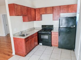 4404 N Magnolia Ave, Unit 4 in Chicago, IL - Building Photo