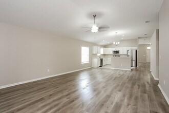 12586 Brookchase Ln in Jacksonville, FL - Building Photo - Building Photo