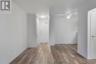 223 Jackson St W in Hamilton, ON - Building Photo - Building Photo