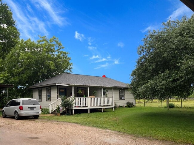 property at 1606 Wagon Rd