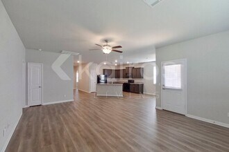 900 NW 6th St in Newcastle, OK - Building Photo - Building Photo