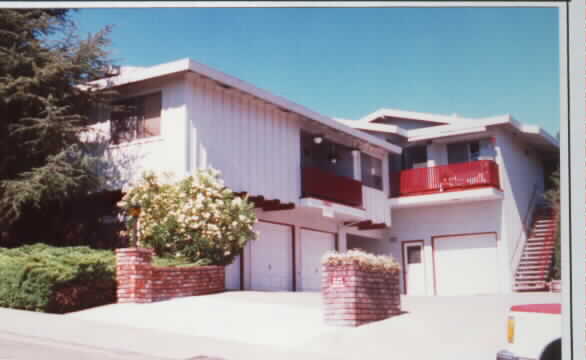 4319 Rilea Way in Oakland, CA - Foto de edificio - Building Photo