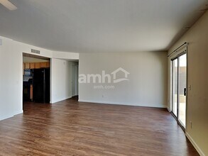 6034 S Lostan Ave in Tucson, AZ - Foto de edificio - Building Photo