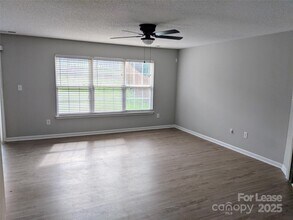 113 Bluffton Rd in Mooresville, NC - Building Photo - Building Photo