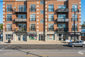 3152 W Devon Ave in Chicago, IL - Building Photo - Building Photo