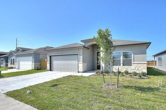 7522 Sable Creek Dr in Corpus Christi, TX - Building Photo - Building Photo