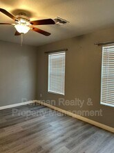 7044 W Alta Vista Rd in Phoenix, AZ - Building Photo - Building Photo