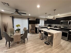 2784 Fountain Ridge Ln in Henderson, NV - Building Photo