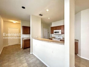 2226 Hidden Meadow in New Braunfels, TX - Building Photo - Building Photo