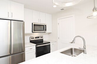 5055 Mary Jackson Ct in Lake Monticello, VA - Building Photo - Building Photo