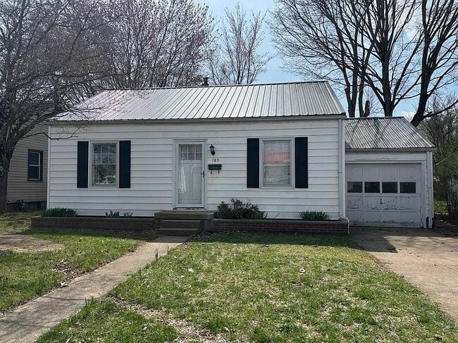 property at 189 N Park Dr