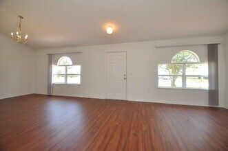 36 Frenora Ln in Palm Coast, FL - Building Photo - Building Photo