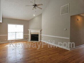 808 Tyler Woods Dr in Grovetown, GA - Building Photo - Building Photo