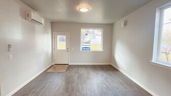 1000 Billy Frank Jr. St in Bellingham, WA - Building Photo