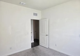 4913 Jovian in San Antonio, TX - Building Photo - Building Photo