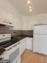 2015 Chestnut St in Philadelphia, PA - Building Photo - Building Photo