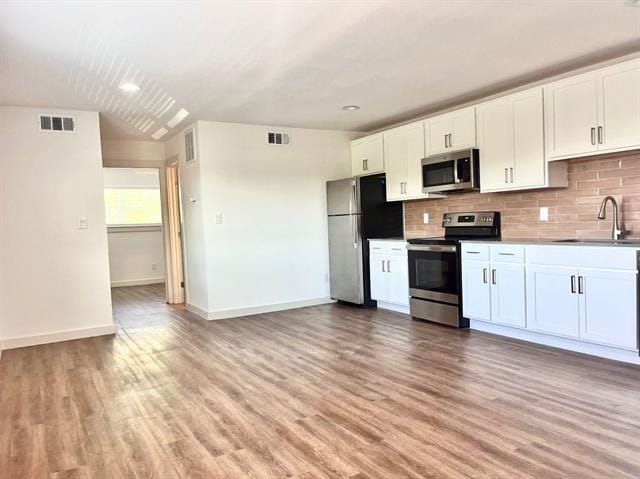 property at 125 E 8th St