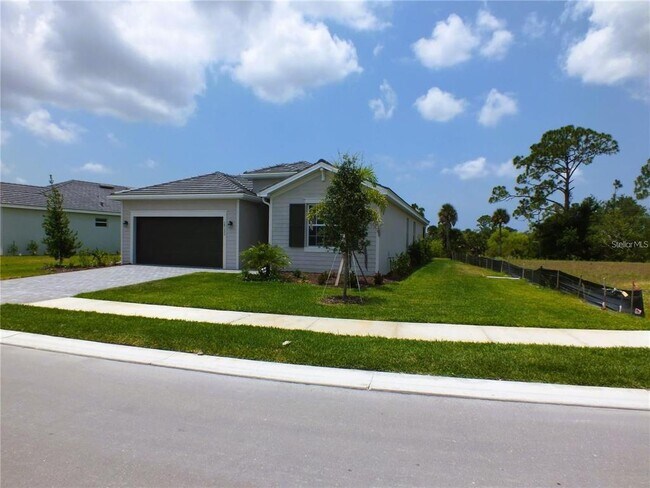 19125 Moscato Ct in Venice, FL - Building Photo - Building Photo
