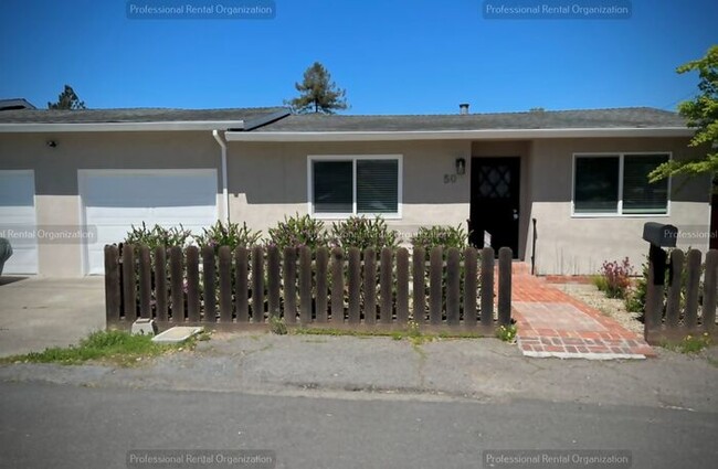 50 Julian Ave in Napa, CA - Building Photo - Building Photo