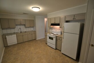 209 Cypress Dr in Baker, LA - Building Photo - Building Photo