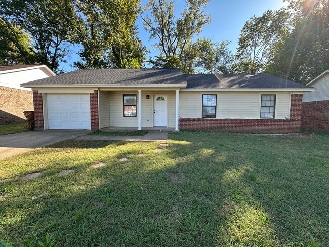 property at 704 Shadow Dr