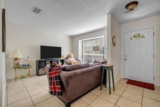2117 Old Bainbridge Rd in Tallahassee, FL - Building Photo - Building Photo