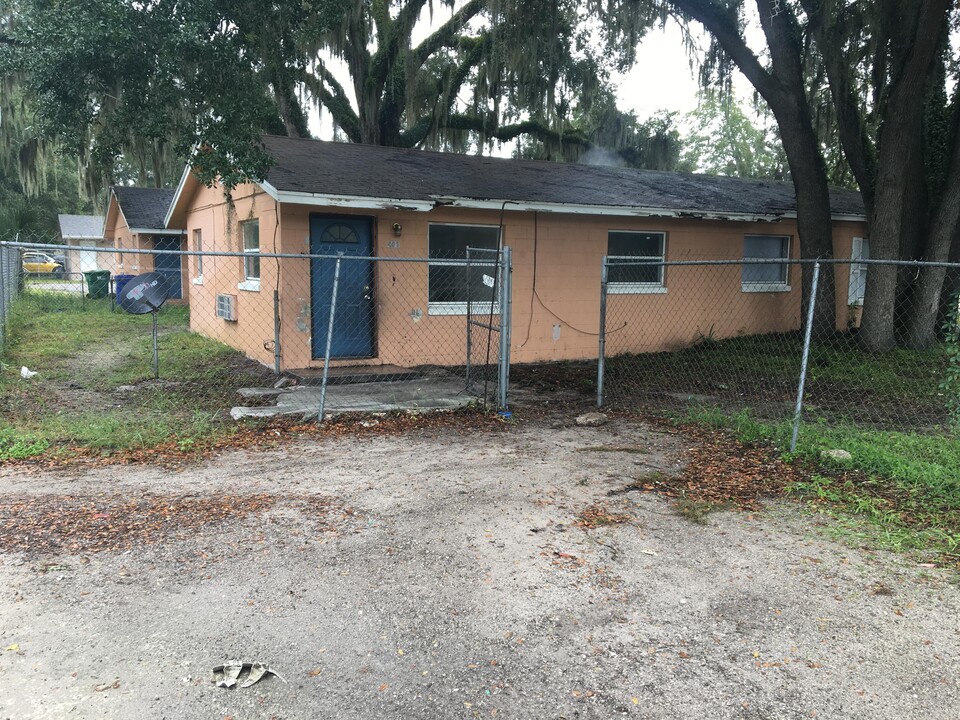 403 Kilgore St in Wildwood, FL - Building Photo