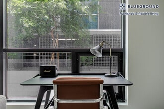 110 W Ocean Blvd in Long Beach, CA - Building Photo - Building Photo