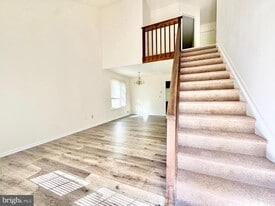 1406 Woodmill Dr in Dover, DE - Building Photo