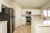 820 Tradd Ct photo'