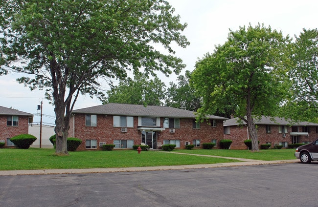 North Dohr Apartments in Greece, NY - Foto de edificio - Building Photo