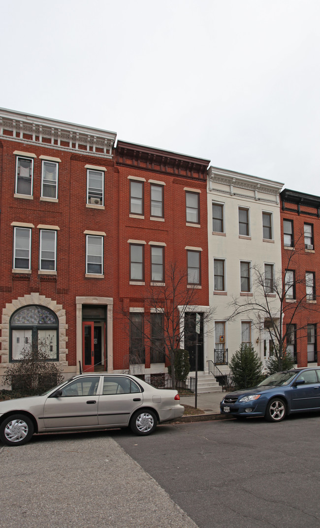 1733 Bolton St in Baltimore, MD - Foto de edificio - Building Photo