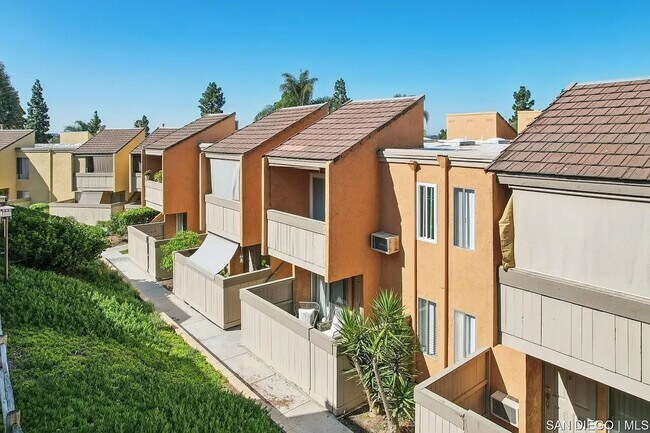 7787 Margerum Ave in San Diego, CA - Building Photo - Building Photo