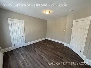 33-35 Emerson St in Chicopee, MA - Building Photo - Building Photo