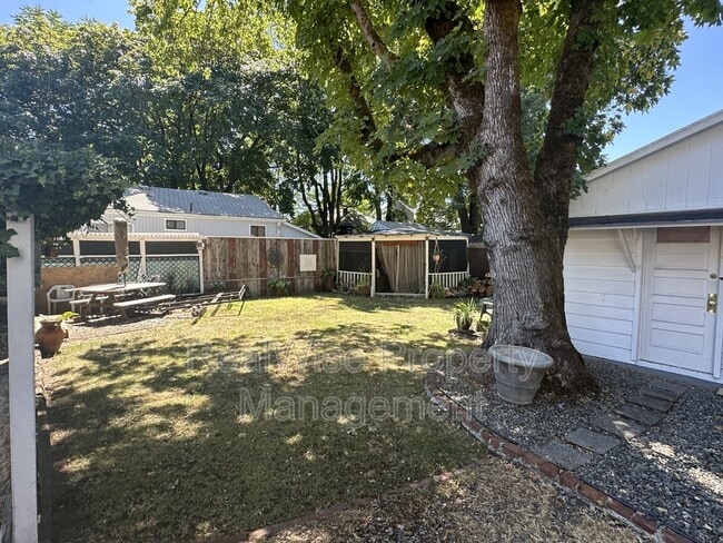 property at 221 NE A St